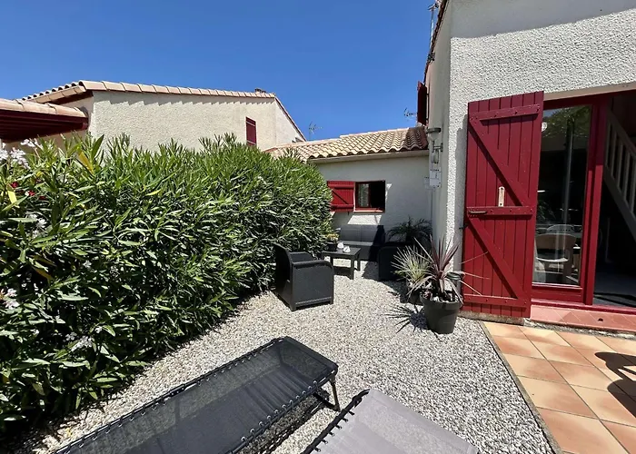 Jolie Maison Situee Dans Un Quartier Calme Cyprien Sc010-013 Saint-Cyprien (Pyrenees-Orientales)