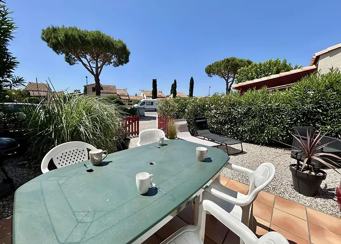 Villa Jolie Maison Situee Dans Un Quartier Calme Cyprien Sc010-013 *